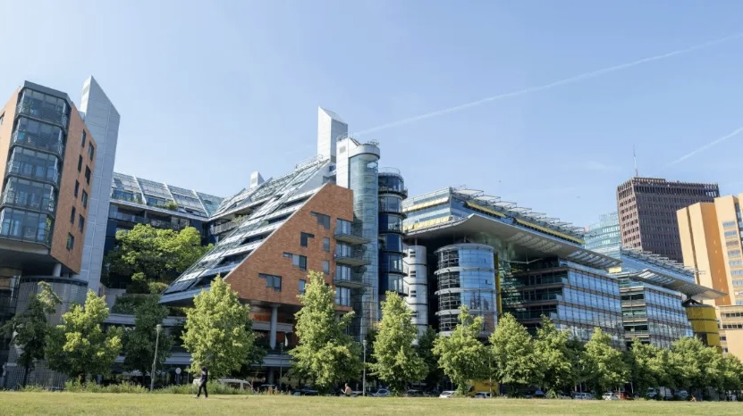 Reinigung in Mitte mit Cleanserve